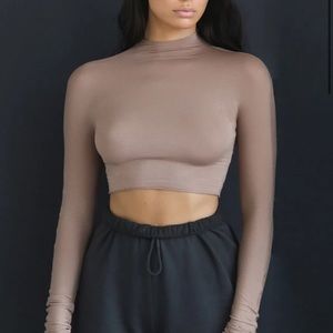 Joah Brown Mock Neck Long Sleeve S/ XS.